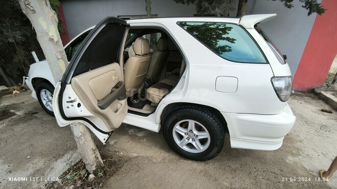 Lexus RX 300-13