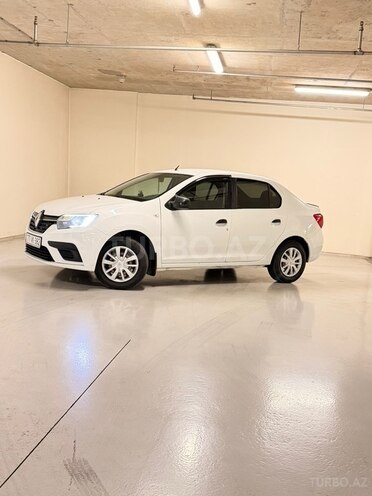 Renault Logan-7