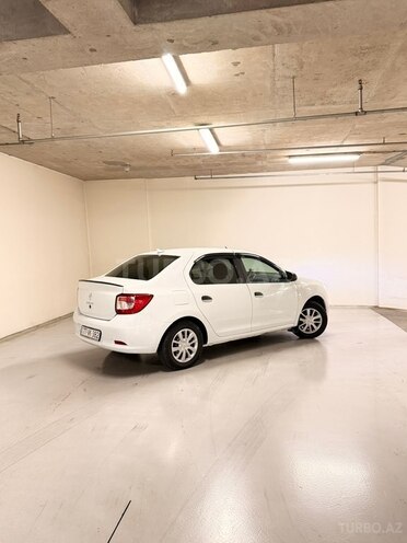 Renault Logan-2