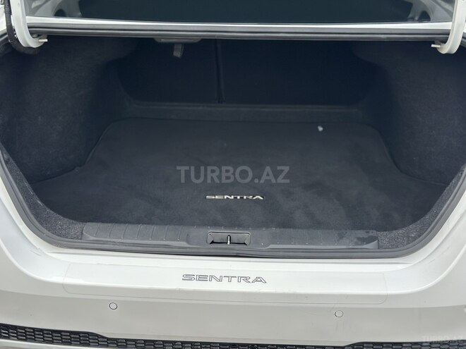 Nissan Sentra-17