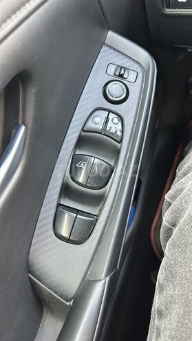 Nissan Sentra-10