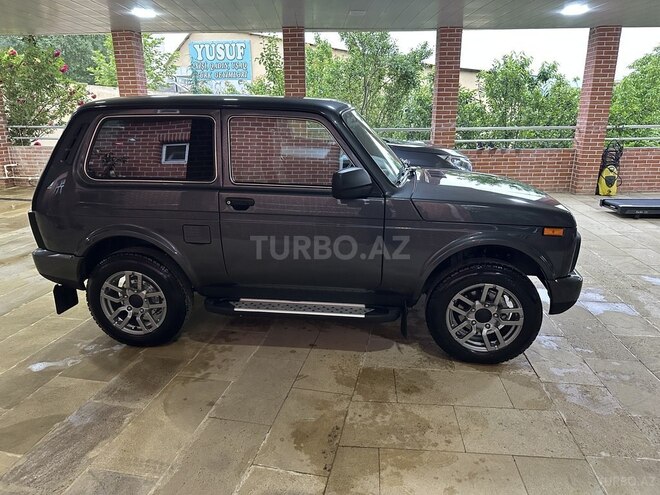LADA (VAZ) Niva-7