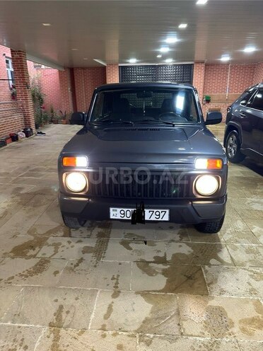 LADA (VAZ) Niva-8