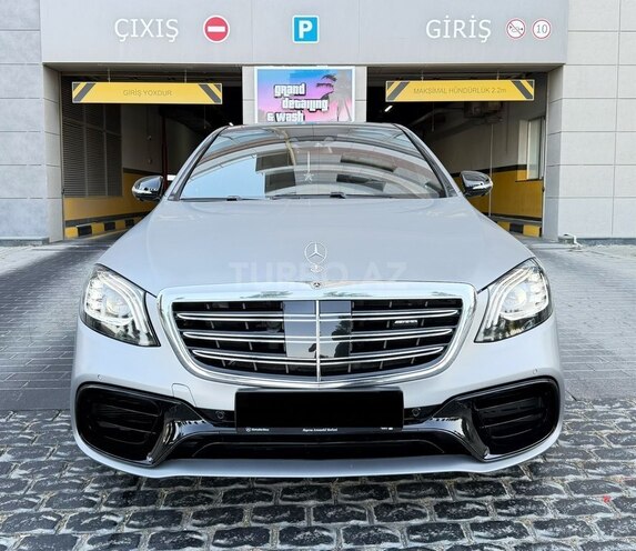 Mercedes S 63 AMG 4MATIC-4