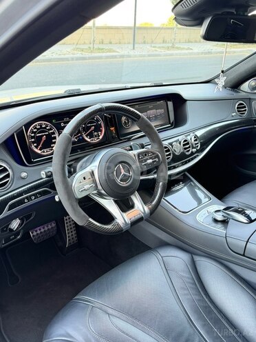 Mercedes S 63 AMG 4MATIC-12
