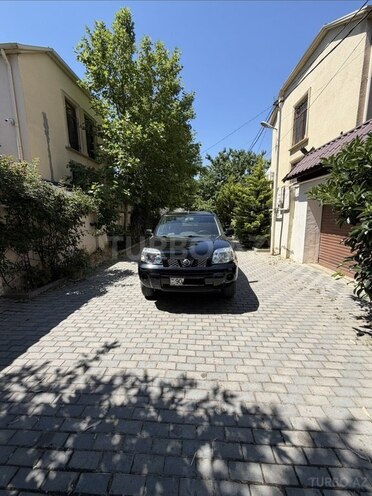 Nissan X-Trail-1