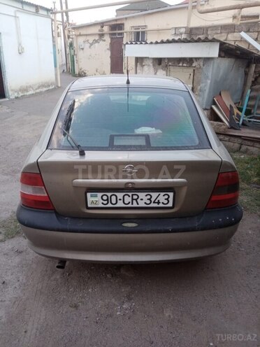 Opel Vectra-5