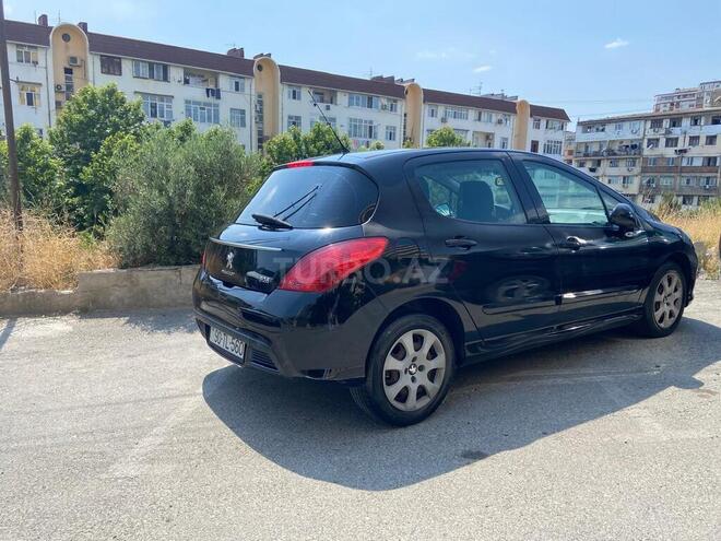 Peugeot 308-4