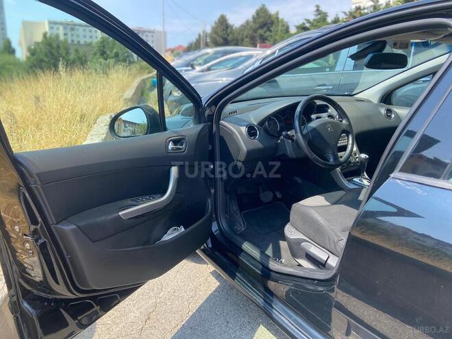 Peugeot 308-8