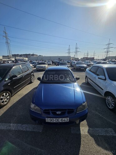 Hyundai Accent-6