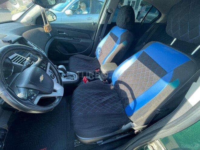 Chevrolet Cruze-2