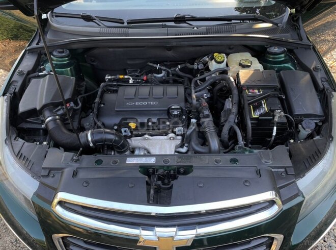 Chevrolet Cruze-8