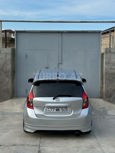 Nissan Note-2