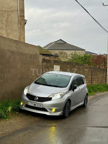 Nissan Note-5