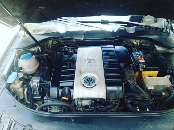 Volkswagen Passat-5