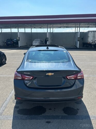 Chevrolet Malibu-2