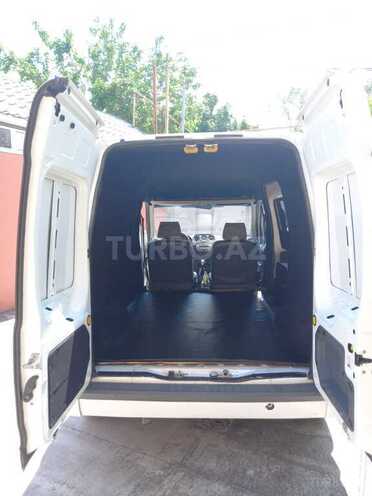 Ford Transit Connect-7