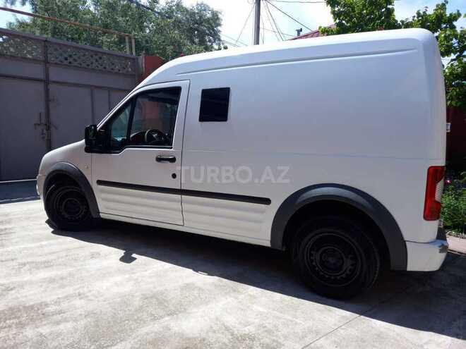 Ford Transit Connect-9