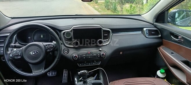Kia Sorento-3