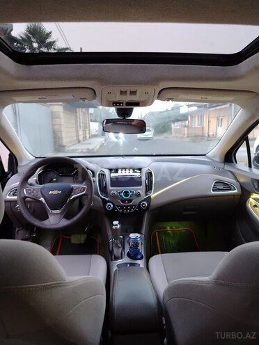 Chevrolet Cruze-14