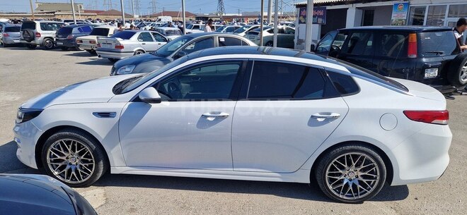 Kia Optima-3