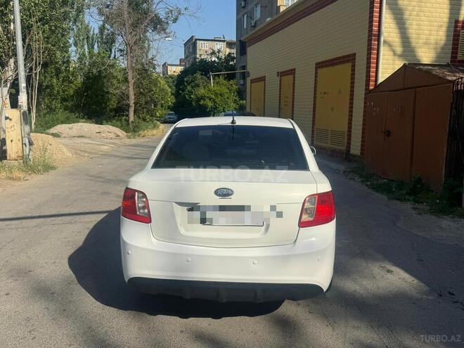 Kia Rio-8