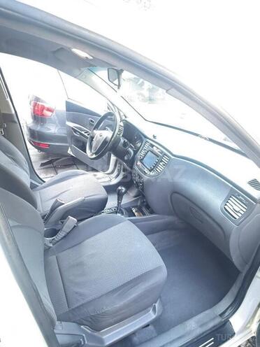 Kia Rio-15