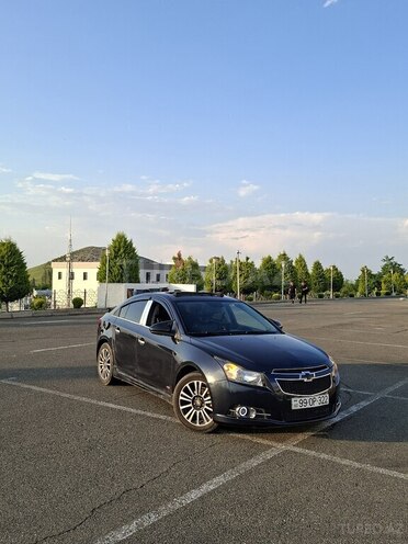 Chevrolet Cruze-1