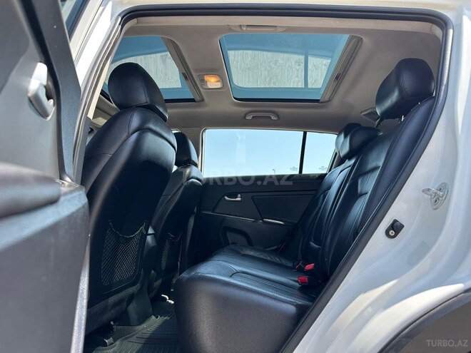 Kia Sportage-12