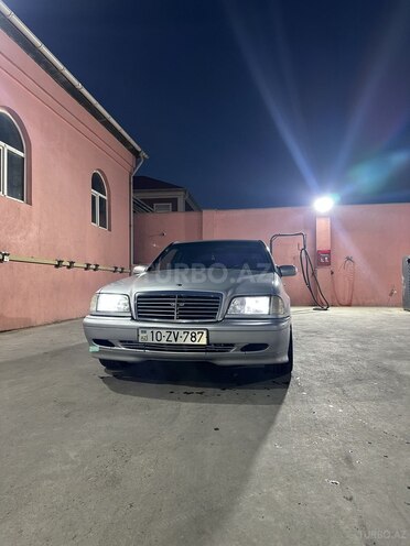 Mercedes C 180-1