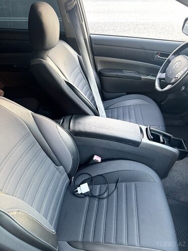 Toyota Prius-8