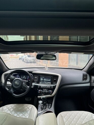 Kia Optima-8