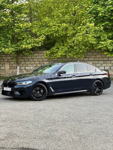 BMW 530e-4