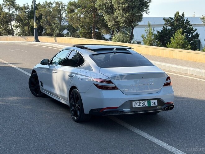 Hyundai Genesis-3
