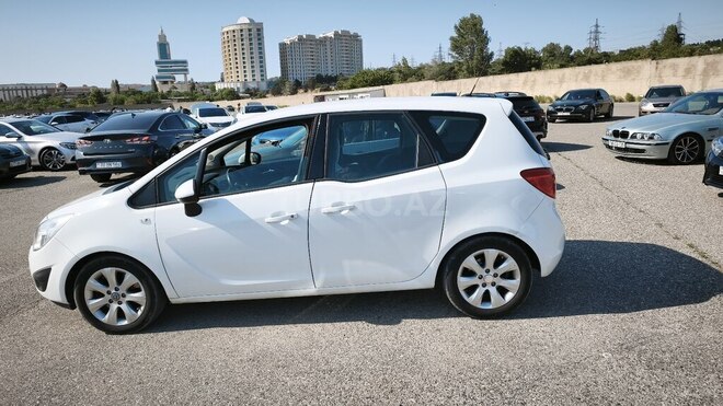 Opel Meriva-3