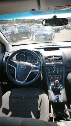 Opel Meriva-4