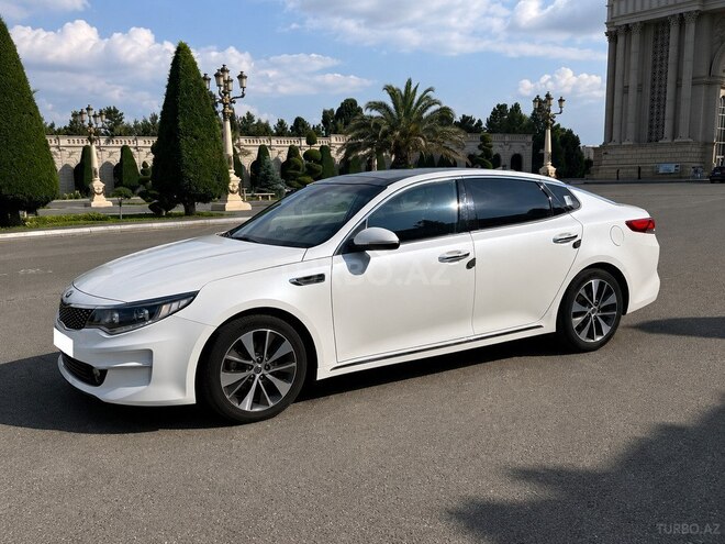 Kia K5-3