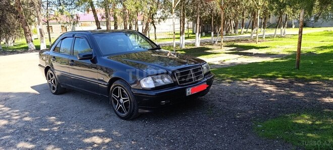 Mercedes C 180-4