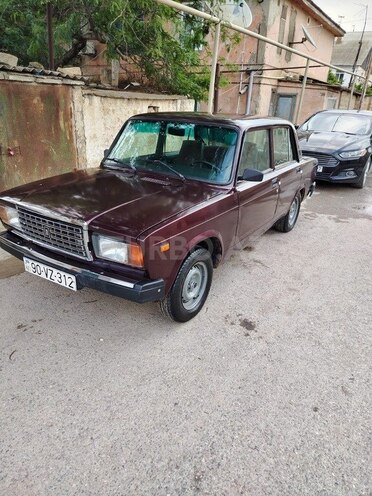LADA (VAZ) 2107-2