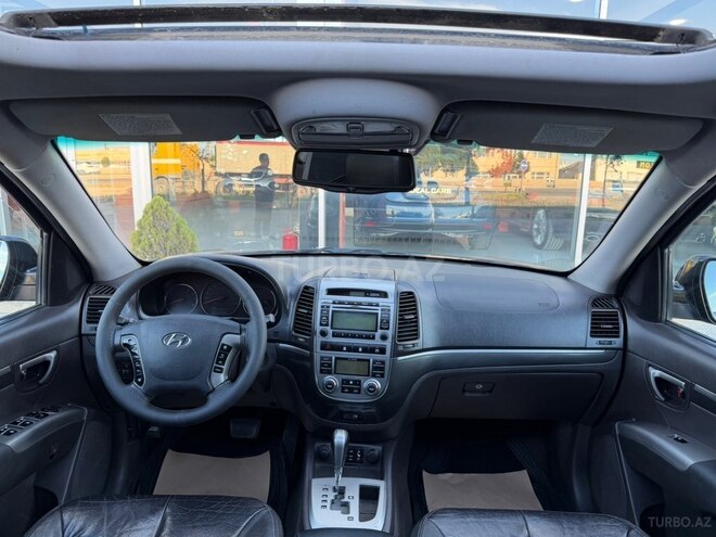 Hyundai Santa Fe-15