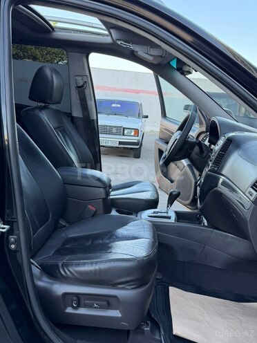 Hyundai Santa Fe-12