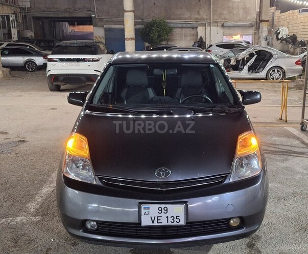 Toyota Prius-1