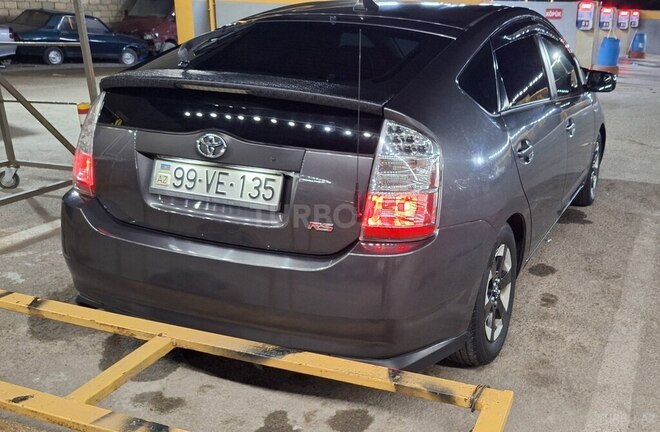 Toyota Prius-6