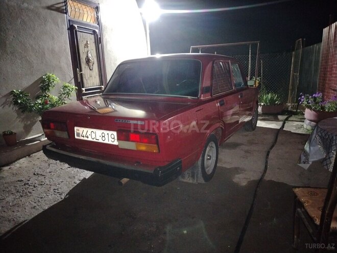 LADA (VAZ) 2107-2