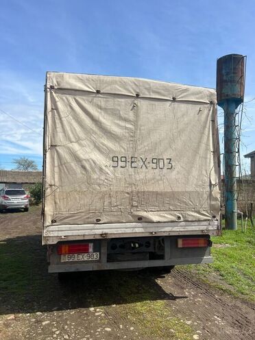 Mercedes Atego 815-5