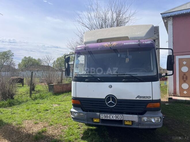 Mercedes Atego 815-1