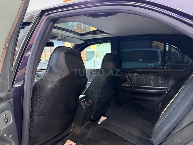 Mercedes E 240-8