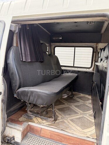 Ford Transit-5