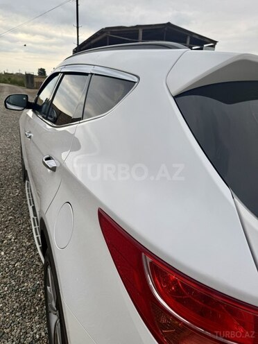Hyundai Santa Fe-9