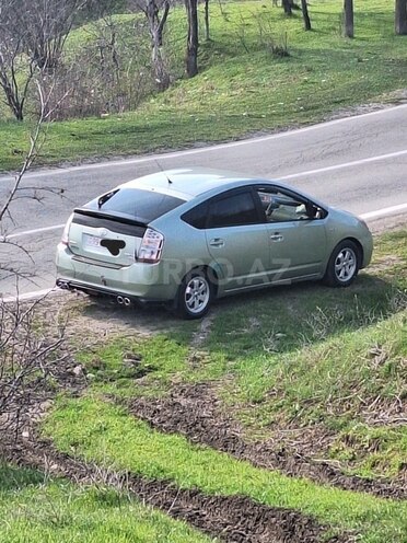 Toyota Prius-3